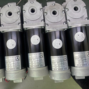 Fabrika tedarikçisi 24V sonsuz DİŞLİ Motor 60 Watt 25KG.cm pirinç dişli Dc kapı motoru sürgülü kapı için - Product Image 2