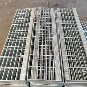 Grille de protection en <span class=keywords><strong>acier</strong></span> pour passerelle extérieure, fabricant de rampes en <span class=keywords><strong>acier</strong></span> <span class=keywords><strong>galvanisé</strong></span> pour plateformes offshore - Product Image 6