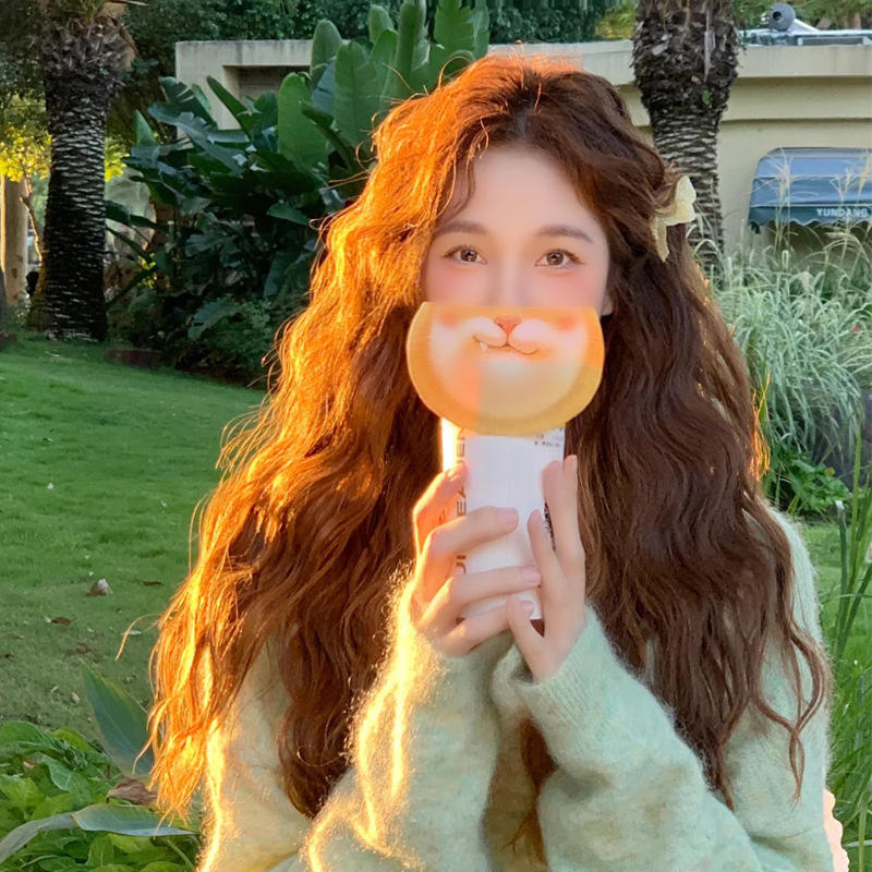 สีน้ำตาล