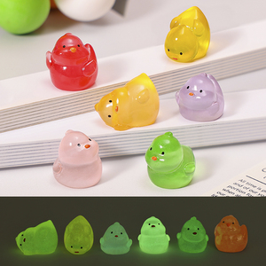 Figurines de poussins en résine phosphorescente en gros, miniatures d'animaux de ferme mignons, décorations de jardin, artisanat DIY, cadeaux de Noël - Product Image 4