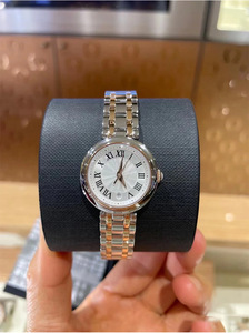 Montre pour femme en acier inoxydable, bracelet or rose, 28 mm, cadran rond analogique à quartz, élégante et tendance, avec chiffres romains - Product Image 6