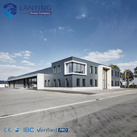 Bâtiment préfabriqué en structure métallique, entrepôt et complexe d'usines avec un immeuble de bureaux