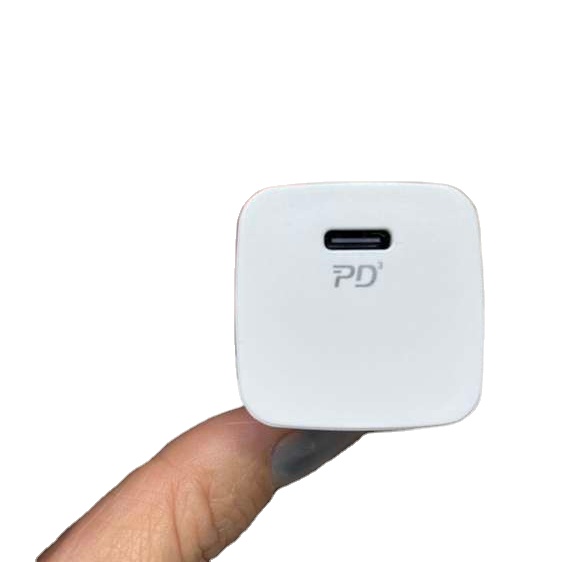 20W One-Port Mini USB PD Fast Charger White Type C PD Charger
