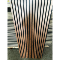 Panneau acoustique en bois plaqué moderne, NRC 0.88, résistant au feu, insonorisant, en MDF, pour la décoration murale des hôtels, des bureaux et des halls.
