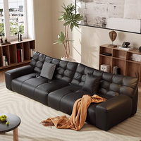 Sofá de Tres Plazas de Estilo Italiano Minimalista en Cuero Ecológico, Modelo Black Bear con Esponja de Alta Resiliencia, Ideal para Salas de Estar Pequeñas
