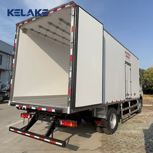 Camion frigorifique Foton 4x2 d'occasion, manuel, diesel, moteur Cummins, 10 tonnes, pour la livraison de viande fraîche, de fruits de mer et de produits de la chaîne du froid - Product Image 5