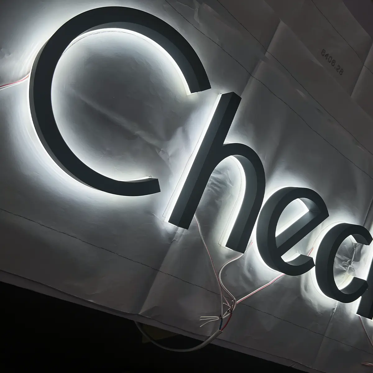 Özel reklam açık mektup kanal işareti iş mağaza ön Led aydınlatmalı Logo işareti kapalı