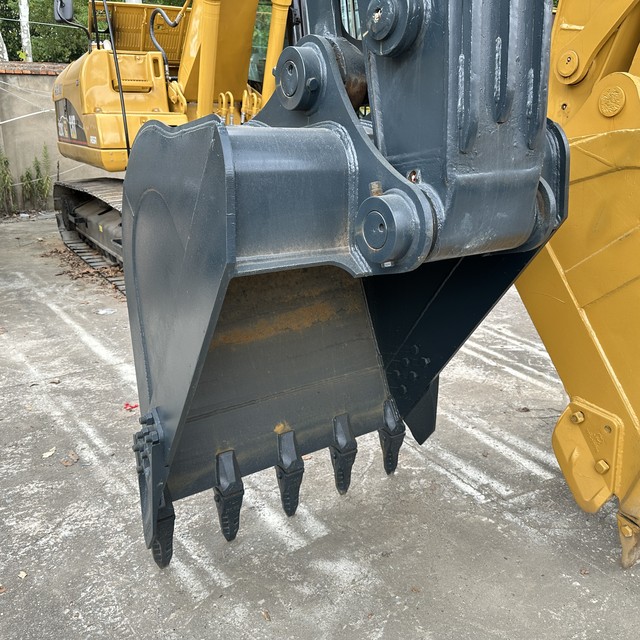 Hydraulic Cranes HE-155