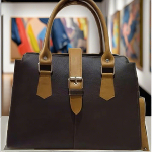 Bolsos de Hombro de Cuero Genuino Personalizados OEM para Mujer, Nueva Bolsa Deportiva para Mujer GHAZI LEATHER INDUSTRIES 30-40L Ecológica - Product Image 1