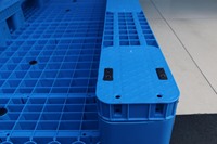 NEXARA Capacité de charge de 4 tonnes Rayonnage de stockage d'entrepôt en HDPE 22KG 1500*1300*170mm Palette en plastique euro Surface plane Simple face 4 voies