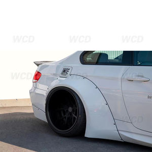 Комплект кузова в стиле LB для BMW 3 серии <span class=keywords><strong>E92</strong></span> M3 Передний Задний бампер задний спойлер накладка на колесные арки для <span class=keywords><strong>E92</strong></span> M3 LB широкий обвес - Product Image 4