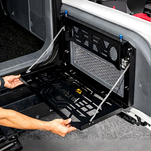 Table pliante pour hayon BAIC BJ40 2018-2024, fixation au dossier du siège en métal - Product Image 1
