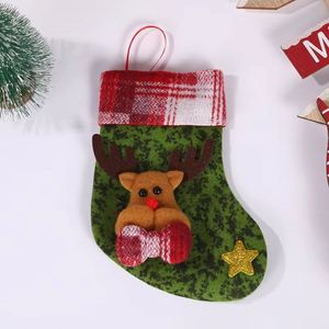 Sacs en polyester doux écologiques en gros – Impression mignonne Père Noël pour événements festifs, fournitures cadeaux de Noël, faible MOQ - Product Image 3