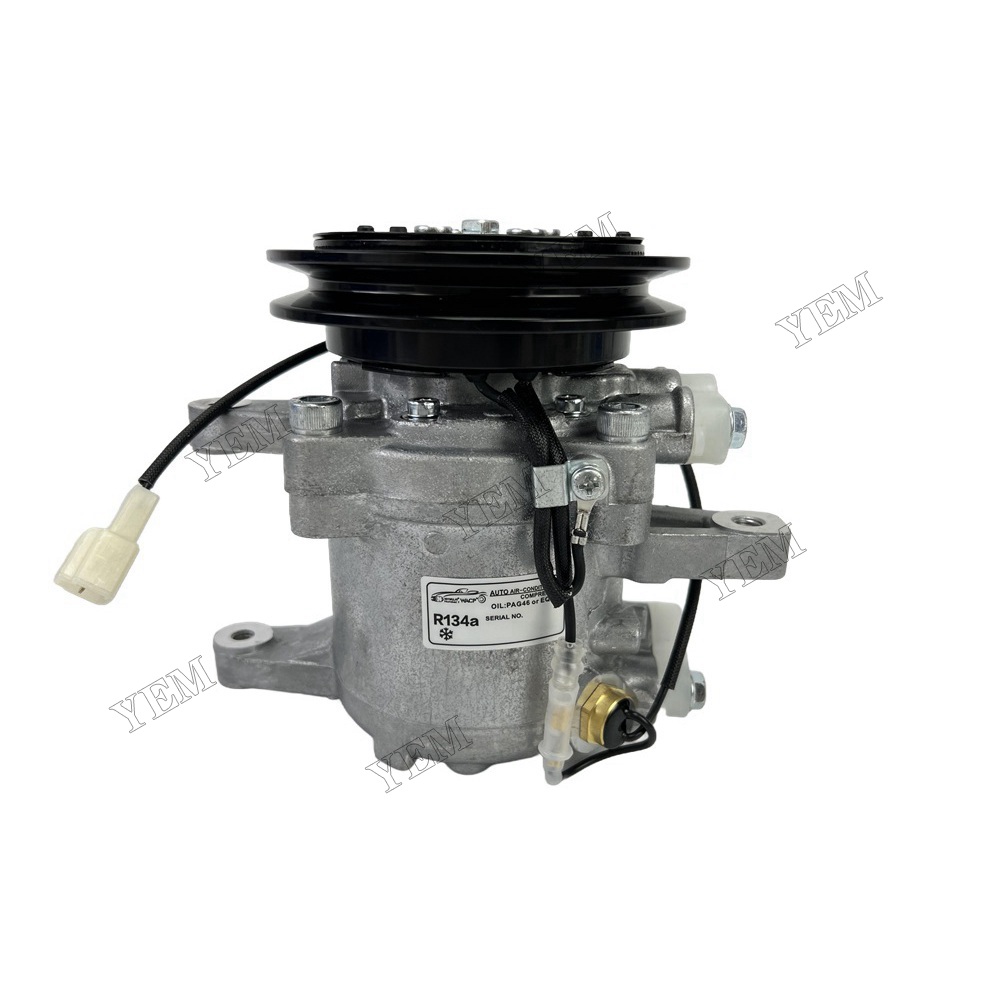 Kubota M5111 A/C Compressor 447280-3081 - High-Quality Parts
