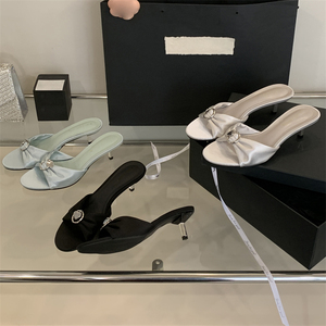 Chaussures à talons hauts élégantes pour femmes Factory 2025, nouveau design d'été, bout ouvert, bride à la cheville, style club sexy - Product Image 6