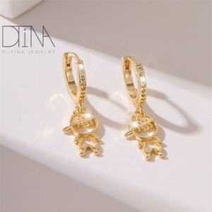 Luxus Glitter 14 Karat Gold Glitter Party Mini-Pflaster Mode Junge Melodie lange Ohrringe Farbe-invarianten wasserdichten Schmuck. - Product Image 4