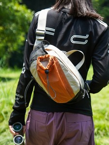 Riñonera Deportiva Ligera Unisex de Moda para Ciclismo y Senderismo, con Bloques de Color, para Uso Diario - Product Image 1