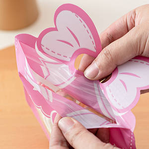 Bolsa de Regalo Infantil de Alta Gama con Lazo, Autoportante, de Plástico Biodegradable, Apta para Alimentos, Venta al Por Mayor - Product Image 5