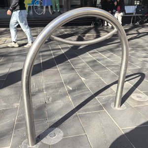 Soporte <span class=keywords><strong>de</strong></span> Bicicletas <span class=keywords><strong>de</strong></span> Acero Inoxidable Pulido <span class=keywords><strong>de</strong></span> Alta Resistencia, Aro Comercial para Estacionamiento <span class=keywords><strong>de</strong></span> Bicicletas en Exteriores, Bolardo para Acera y Plaza - Product Image 6