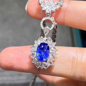 Bague en or blanc 18 carats avec saphir bleu pissenlit naturel non chauffé AIGS de 2,96 carats et 17 diamants pour femmes, idéale pour les soirées - Product Image 4