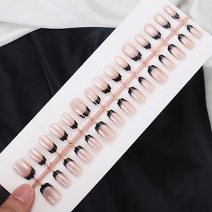 Nuevas llegadas de verano: Uñas postizas premium estilo francés en tonos <span class=keywords><strong>verde</strong></span> menta helado y nude, ultra favorecedoras para piel clara, forma cuadrada mediana. - Product Image 1