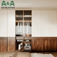 Armoire de chambre contemporaine personnalisable et durable avec portes battantes, résistante à l'humidité, étagères réglables, facile à assembler
