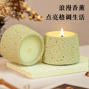 Bougie parfumée en cire de soja artisanale style thé au lait, petite, en pot de ciment, cadeau décoratif - Product Image 1