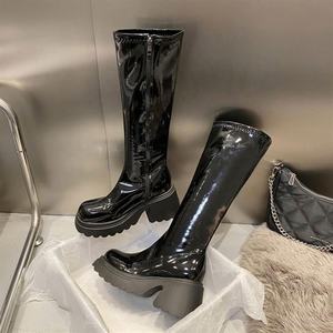 Nouveauté <span class=keywords><strong>Bottes</strong></span> d'hiver pour femmes en cuir <span class=keywords><strong>noir</strong></span> doux et épais, <span class=keywords><strong>bottes</strong></span> hautes à talon plat de style western avec fonction d'augmentation de la taille - Product Image 5