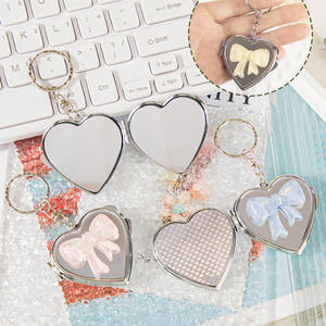 Y2k rosa azul verde forma de corazón arco plegable espejo llavero encanto doble cara amor cosmético espejo llavero - Product Image 2