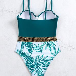 ชุดว่ายน้ำผู้หญิงแบบ 2 ชิ้น คุณภาพสูง ดีไซน์พิมพ์ลาย ทรงบิกินี่ขาสูง ช่วยยกกระชับ แห้งเร็ว - Product Image 2