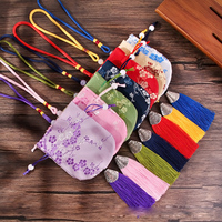Offre Spéciale – Sachet Vide Recyclable Brodé de Fleurs avec Cordon Coulissant et Pendentif Pompon pour Rangement de Bijoux, Décoration Suspendue Maison et Voiture