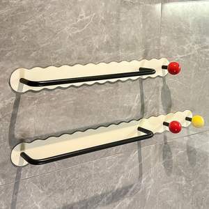 Ganchos creativos para colgar en la pared sin perforaciones, colgadores para baño y dormitorio, decoración resistente con gran capacidad de carga, almacenamiento de ropa para el recibidor - Product Image 5