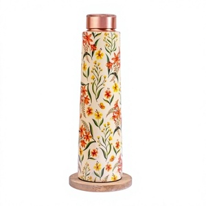 Botella de Cobre Puro con Estampado Floral Lila, sin Juntas, para Agua Ayurvédica, Venta al Por Mayor - Product Image 1
