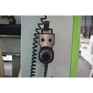 Machine de fraisage et de perçage à six côtés pour panneaux en nid d'abeille en aluminium JUNDE JD-LK866 10KW 4 axes - Product Image 5