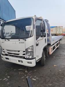 Camion de remorquage de sauvetage à plateau Isuzu - Product Image 5