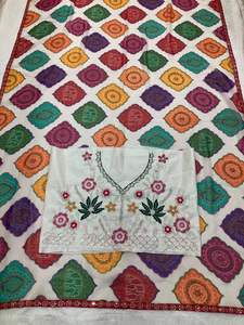 Ropa Étnica, Sari Tradicional para Bodas y Fiestas, en Tela Georgette Suave Premium, Estampado Bandhej, para Todas las Temporadas, Precio al por Mayor - Product Image 3