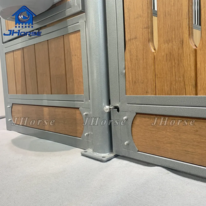 Painéis Frontais Portáteis de Bambu Galvanizado para Baias de Cavalos com Comedouro para Fazendas de Cavalos - Product Image 5