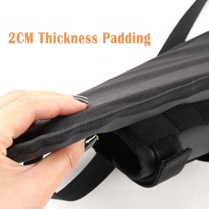 Coussin de protection de hayon pour camionnette avec sangles de vélo sécurisées - Product Image 3