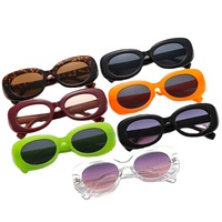 Lunettes 13535 Nouveautés 2024 Trendy Cheap Plastic Small Oval UV 400 Lunettes de soleil