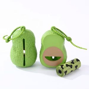 Distributeur de sacs à déjections pour animaux de compagnie, portable, écologique, pour l'extérieur, design amusant en forme d'avocat, fabriqué en plastique - Product Image 1