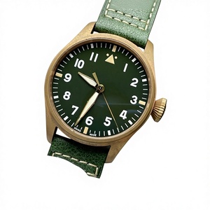 Montres mécaniques tendance et très vendues de haute qualité avec bracelet en cuir de vachette vert, boîtier métallique et cadran à aiguilles - Product Image 1
