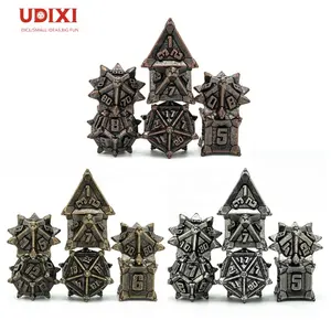 Udixi Polyhedral Ruang Bawah Tanah dan Naga Resin Rpg D & D dan D Dadu Logam Lucu dengan Angka Pinwheel