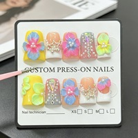 Lot de 10 faux ongles carrés courts en gel à presser, motif fleur 3D colorée, réutilisables pour les fêtes estivales – Vente en gros ChicBeauty Nails faits à la main