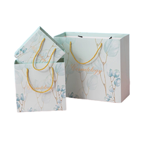 Sacs cadeaux écologiques en gros pour baby shower, sacs en papier artistique à motif mignon doré, en vrac pour la vente au détail et les fournitures de fête