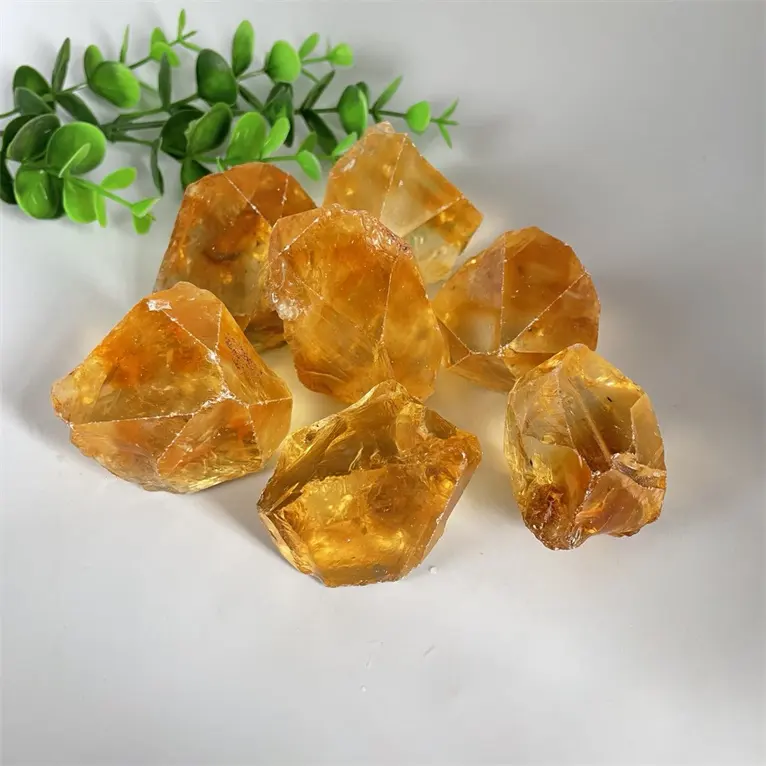 Pietre preziose naturali di citrino grezzo di alta qualità pietra minerale di cristallo giallo grezzo di quarzo di cristallo brasiliano per la creazione di gioielli