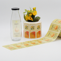 Autocollant en vinyle adhésif imperméable personnalisé imprimé sur mesure pour les bouteilles de jus, de vin, de bière et de café avec impression numérique