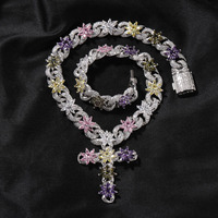 2025 nouvelle mode croix collier pour femmes Hip Hop Style plaqué or chaîne à maillons avec fleur Design bijoux artificiels
