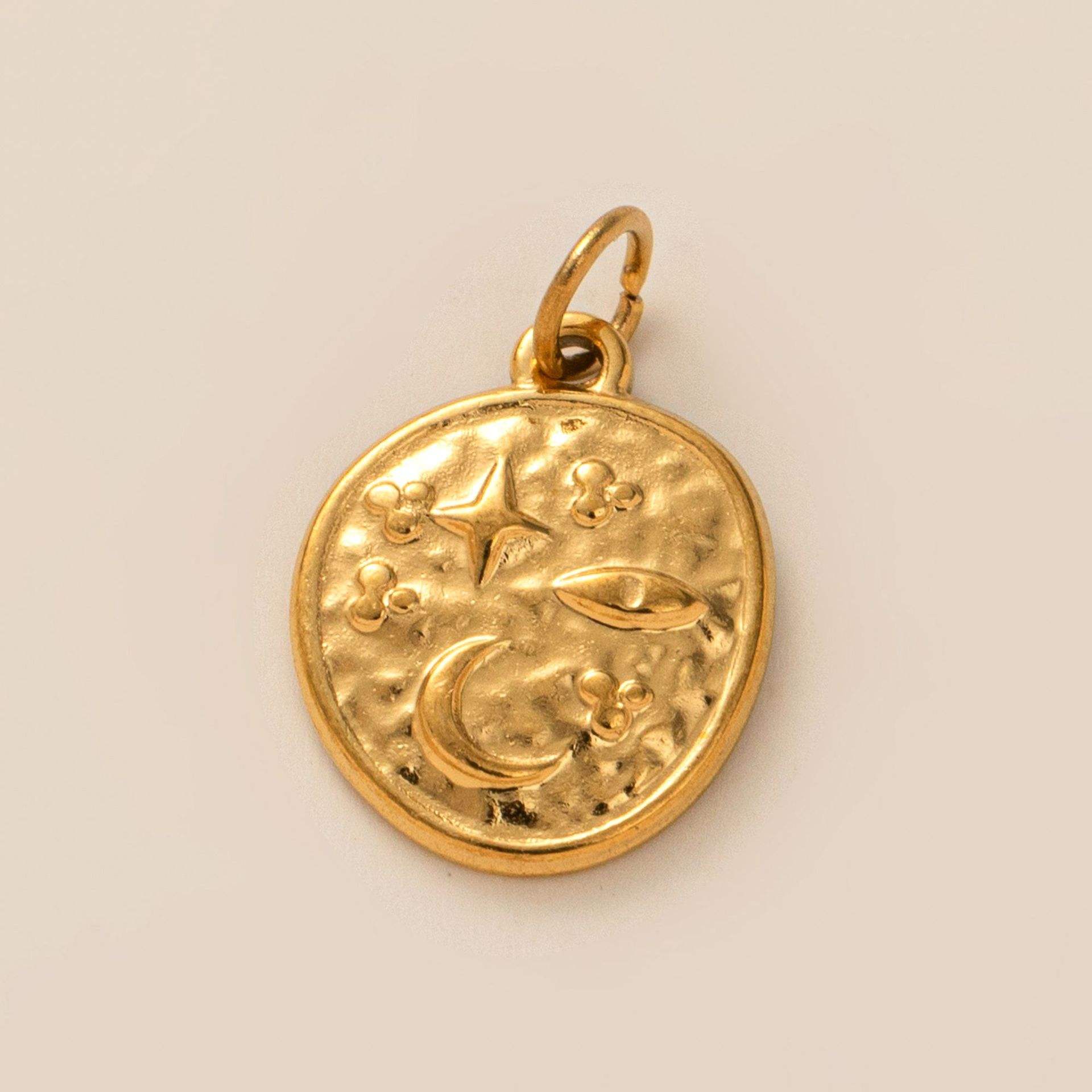 Pendentif médaille ciel étoilé-or