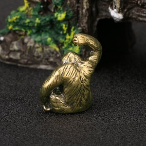 1 pièce, nouvelle décoration <span class=keywords><strong>de</strong></span> bureau artisanale en laiton, motif gorille, en cuivre antique - Product Image 5