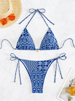 Set Bikini dua potong wanita, tali dapat diatur desain sempit tidak tipis kontras ikat pinggang musim panas klasik